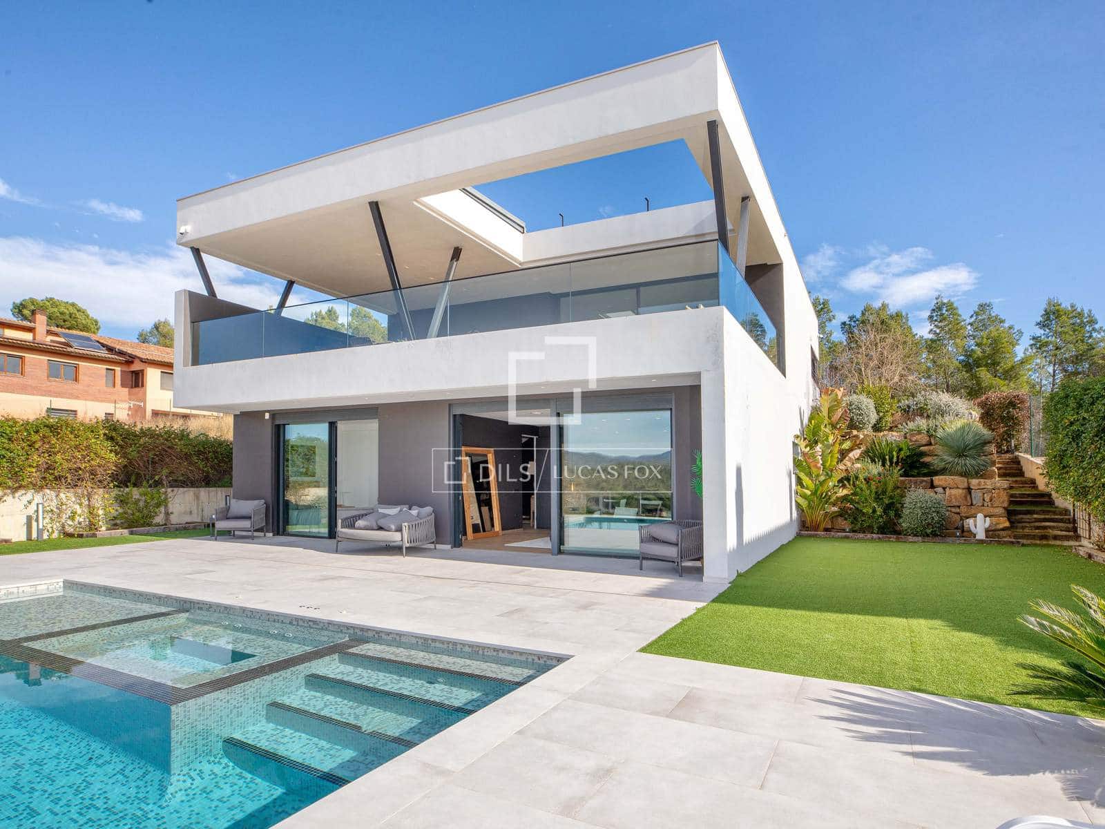 4 Zimmer Villa zu verkaufen in Sant Julia de Ramis mit Pool - 1.350.000 € (Ref: 9610190)