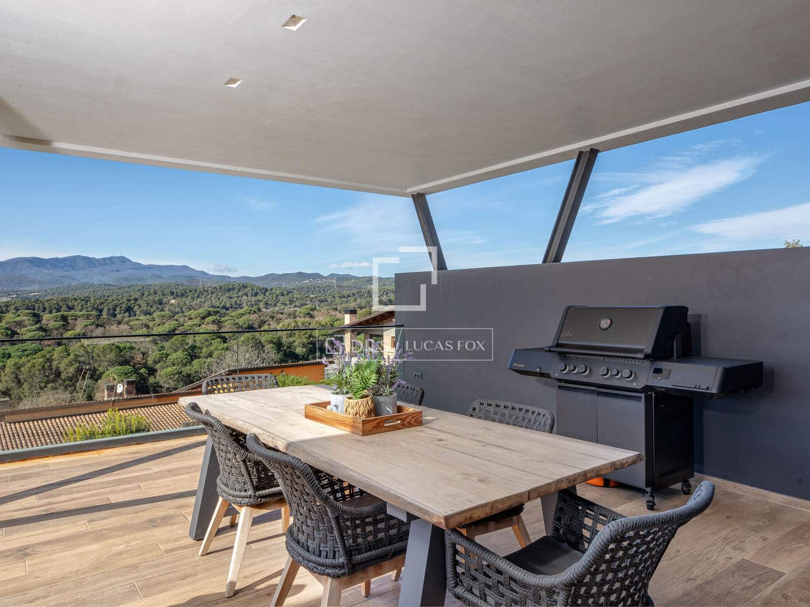 4 Zimmer Villa zu verkaufen in Sant Julia de Ramis mit Pool - 1.350.000 € (Ref: 9610190)