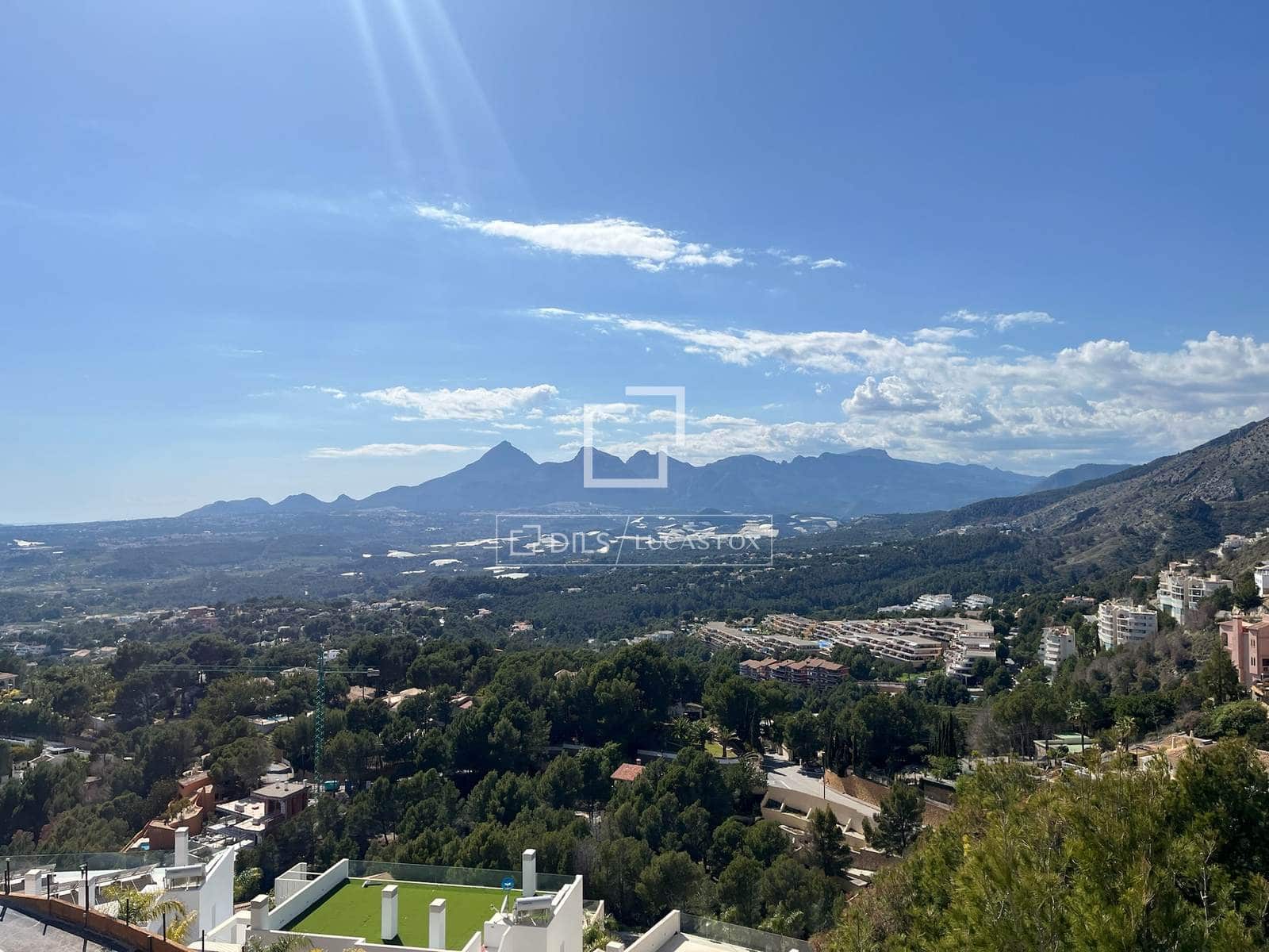 4 camera da letto Villa in vendita in Altea con piscina garage - 995.000 € (Rif: 9610323)