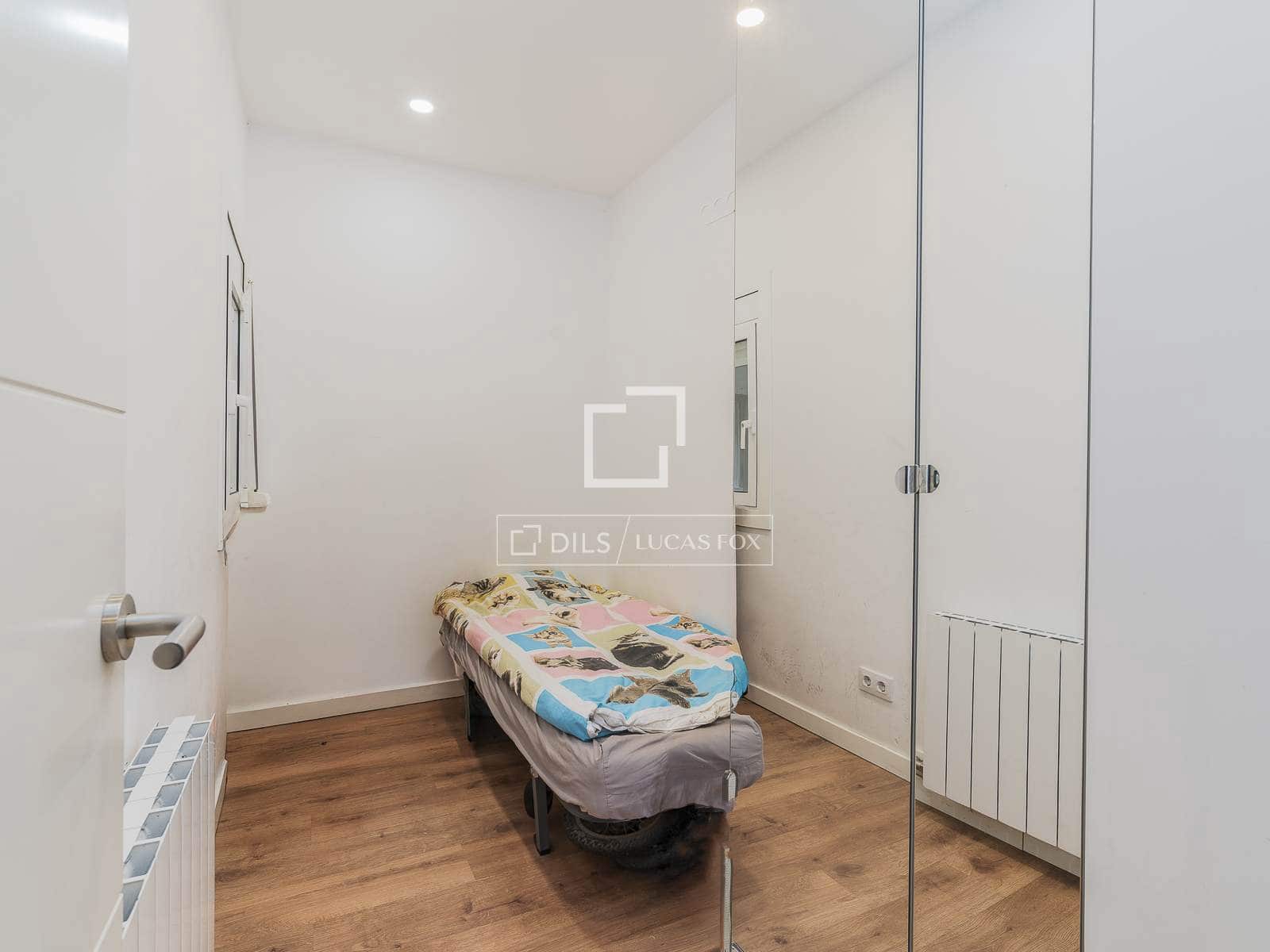 Apartamento de 3 habitaciones en Barcelona ciudad en venta - 645.000 € (Ref: 9610326)