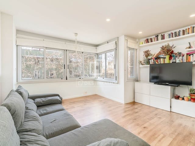 Apartamento de 3 habitaciones en Barcelona ciudad en venta - 645.000 € (Ref: 9610326)