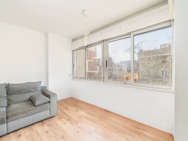 Apartamento de 3 habitaciones en Barcelona ciudad en venta - 645.000 € (Ref: 9610326)