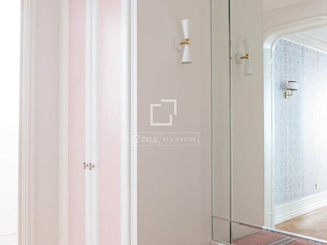 3 soverom Leilighet til salgs i Almagro, Madrid by - € 3 950 000 (Ref: 9610327)