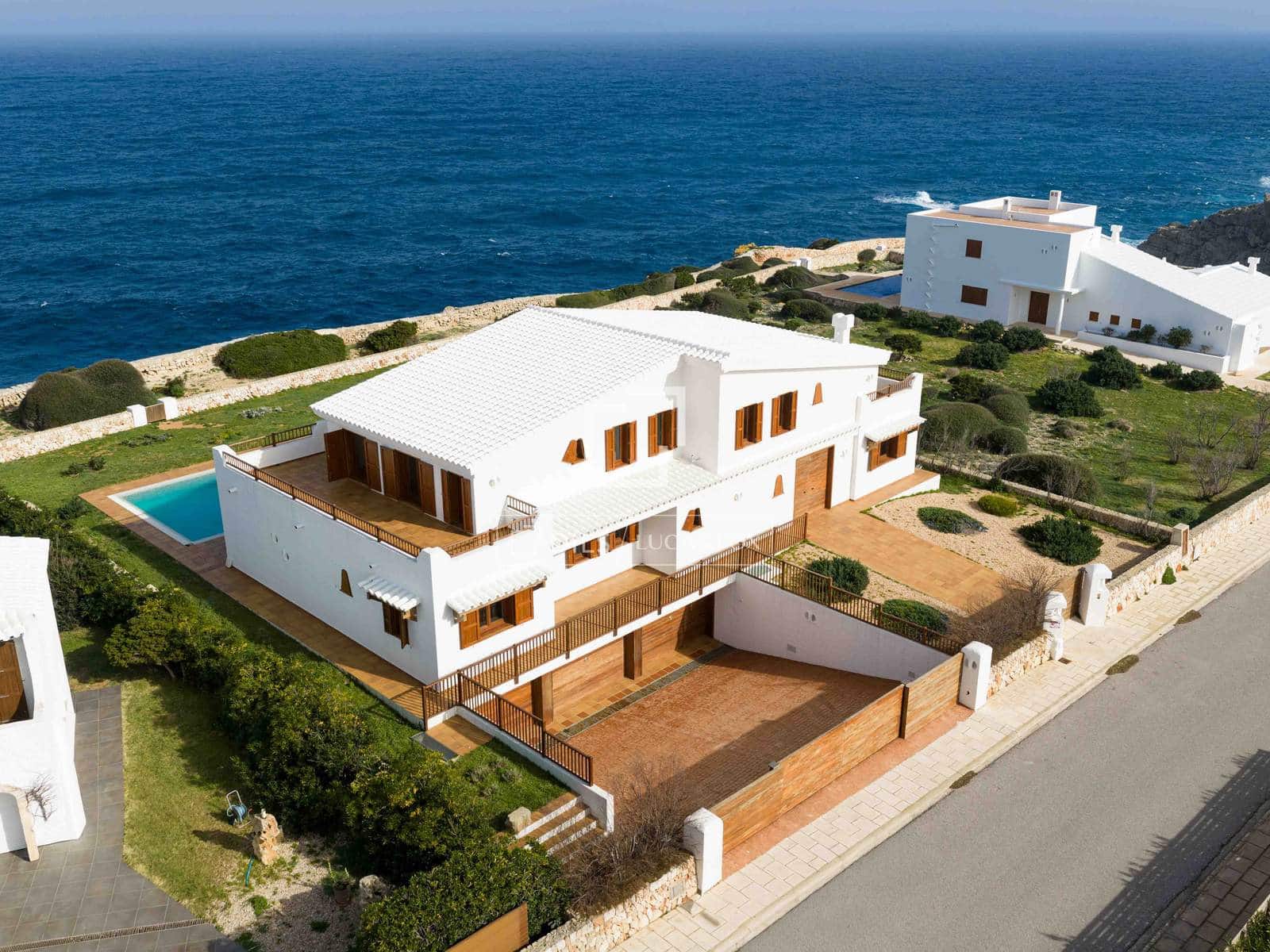 5 makuuhuone Huvila myytävänä paikassa Ciutadella de Menorca mukana uima-altaan 
autotalli - 3 800 000 € (Ref: 9610328)