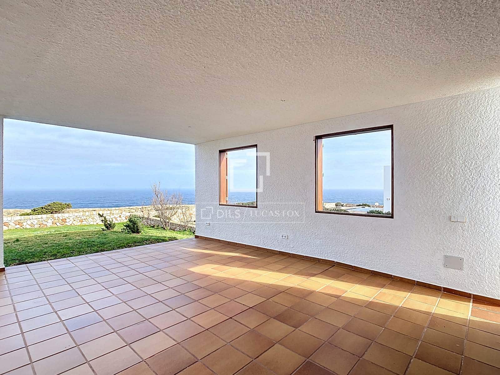 5 makuuhuone Huvila myytävänä paikassa Ciutadella de Menorca mukana uima-altaan 
autotalli - 3 800 000 € (Ref: 9610328)