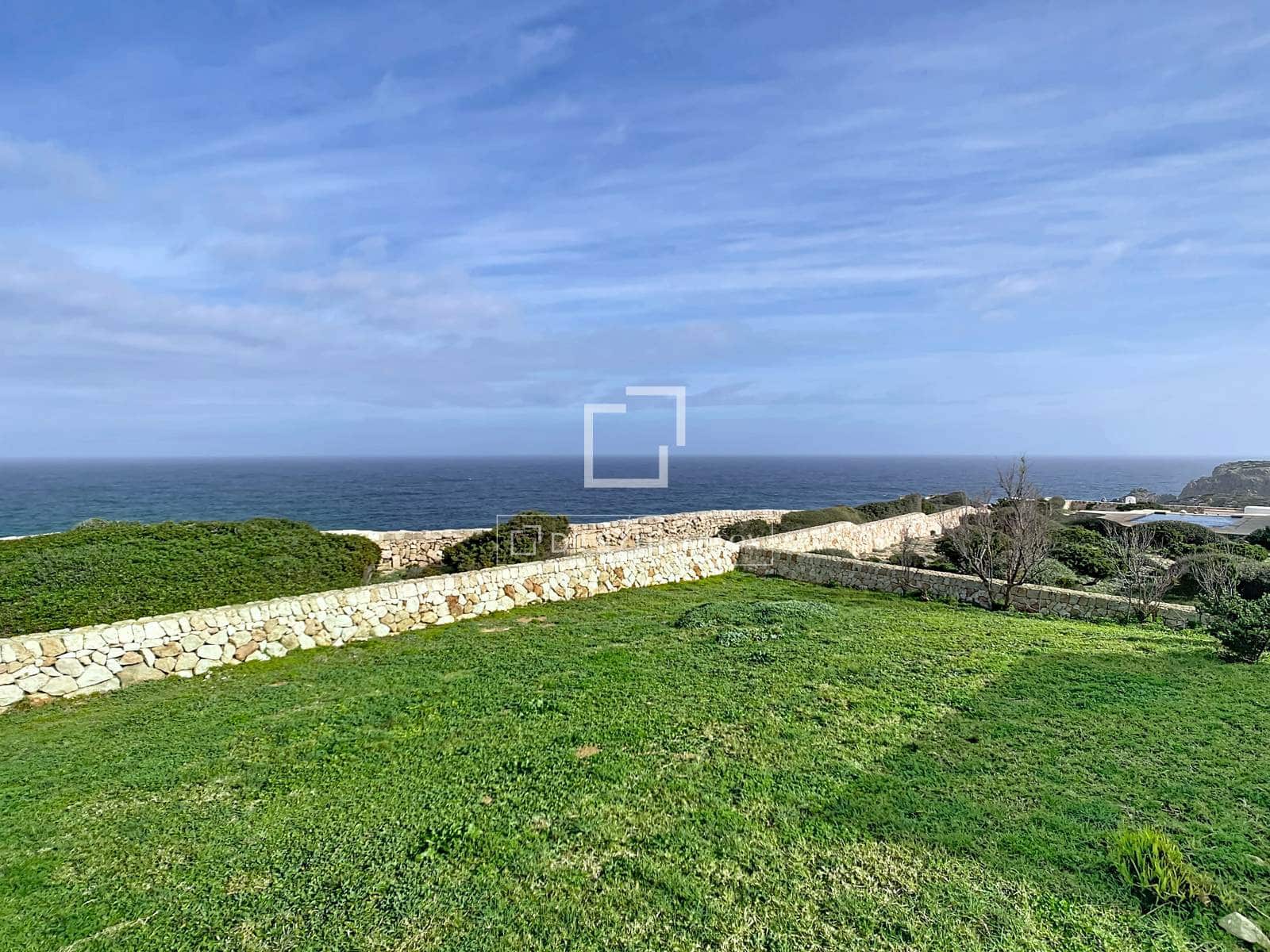 5 makuuhuone Huvila myytävänä paikassa Ciutadella de Menorca mukana uima-altaan 
autotalli - 3 800 000 € (Ref: 9610328)