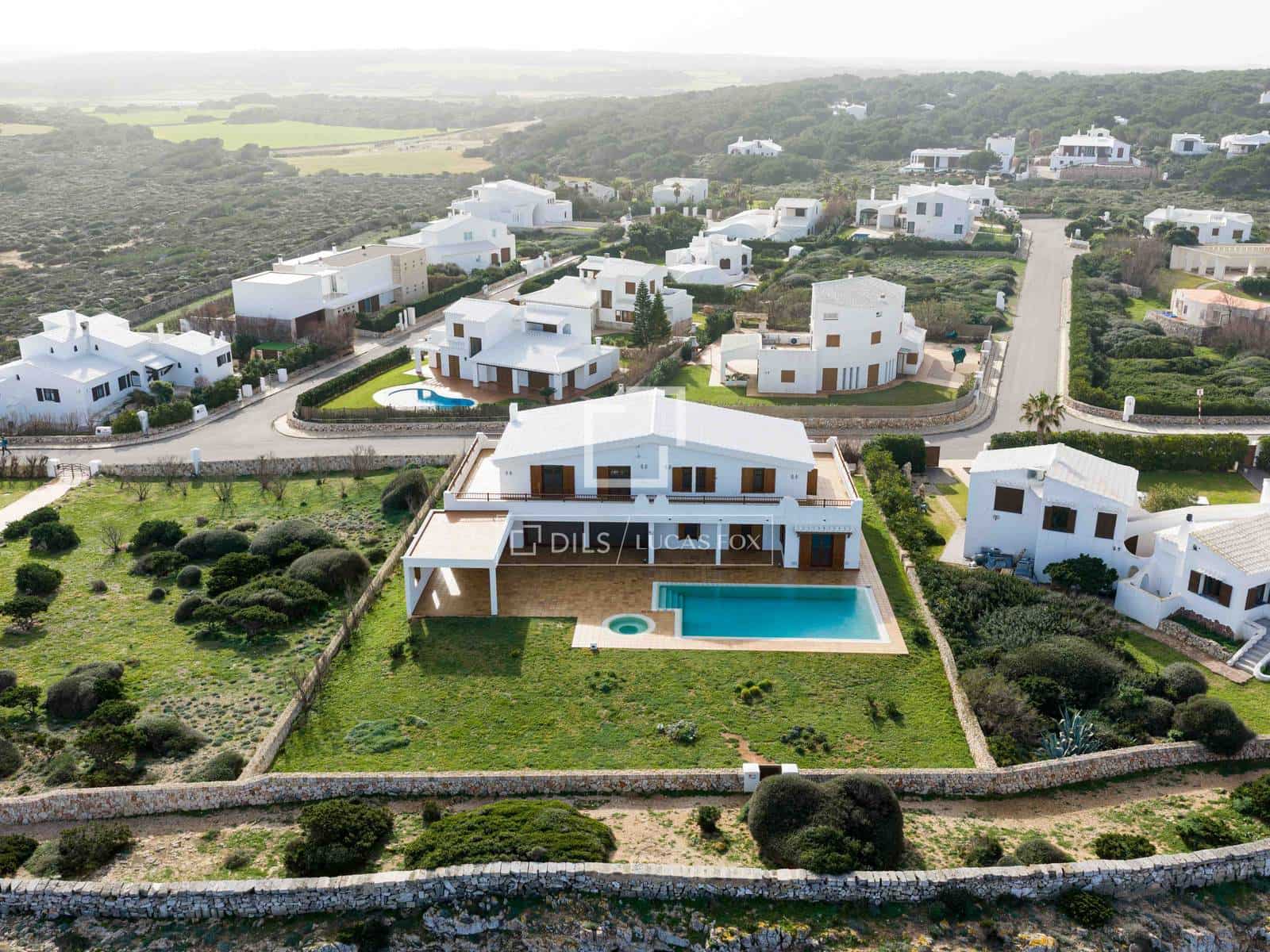 5 makuuhuone Huvila myytävänä paikassa Ciutadella de Menorca mukana uima-altaan 
autotalli - 3 800 000 € (Ref: 9610328)