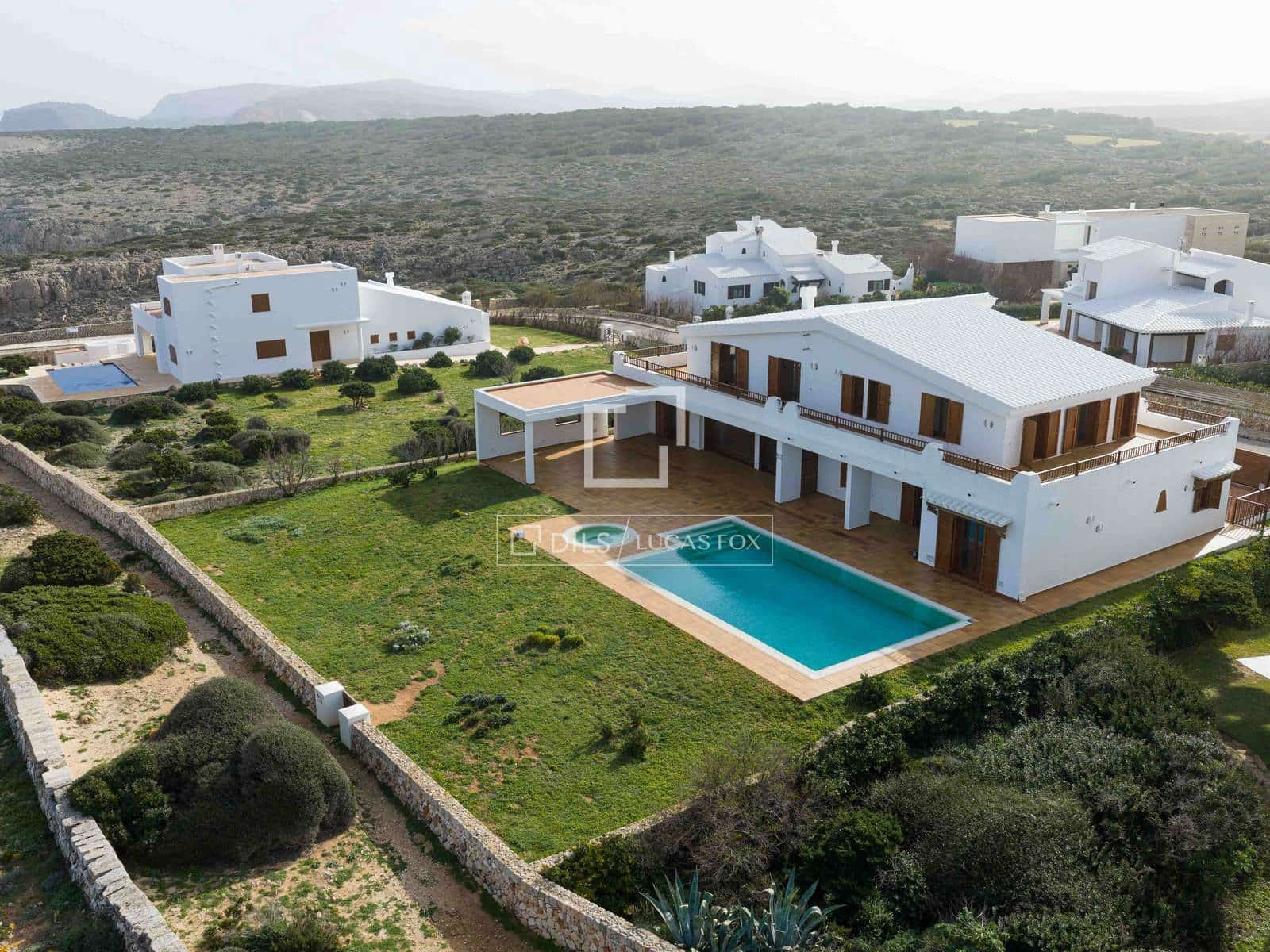 5 makuuhuone Huvila myytävänä paikassa Ciutadella de Menorca mukana uima-altaan 
autotalli - 3 800 000 € (Ref: 9610328)