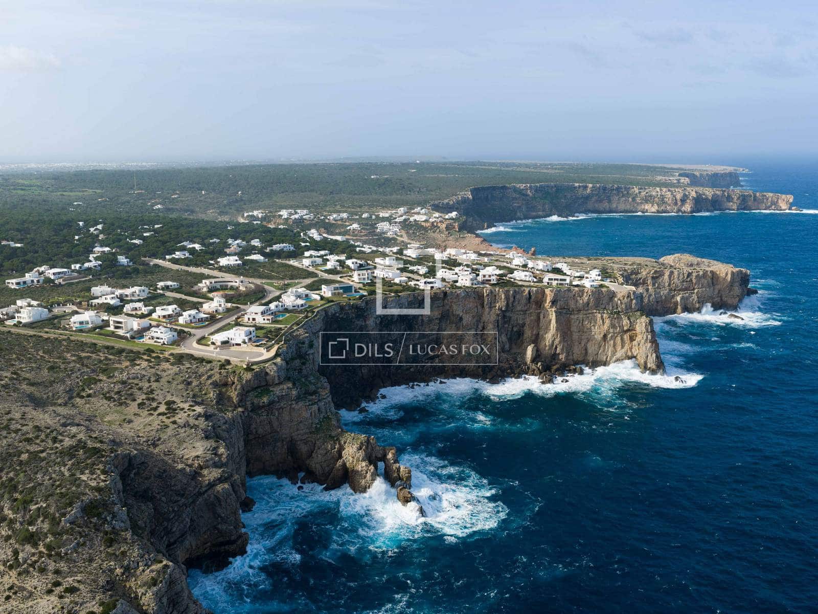 5 makuuhuone Huvila myytävänä paikassa Ciutadella de Menorca mukana uima-altaan 
autotalli - 3 800 000 € (Ref: 9610328)