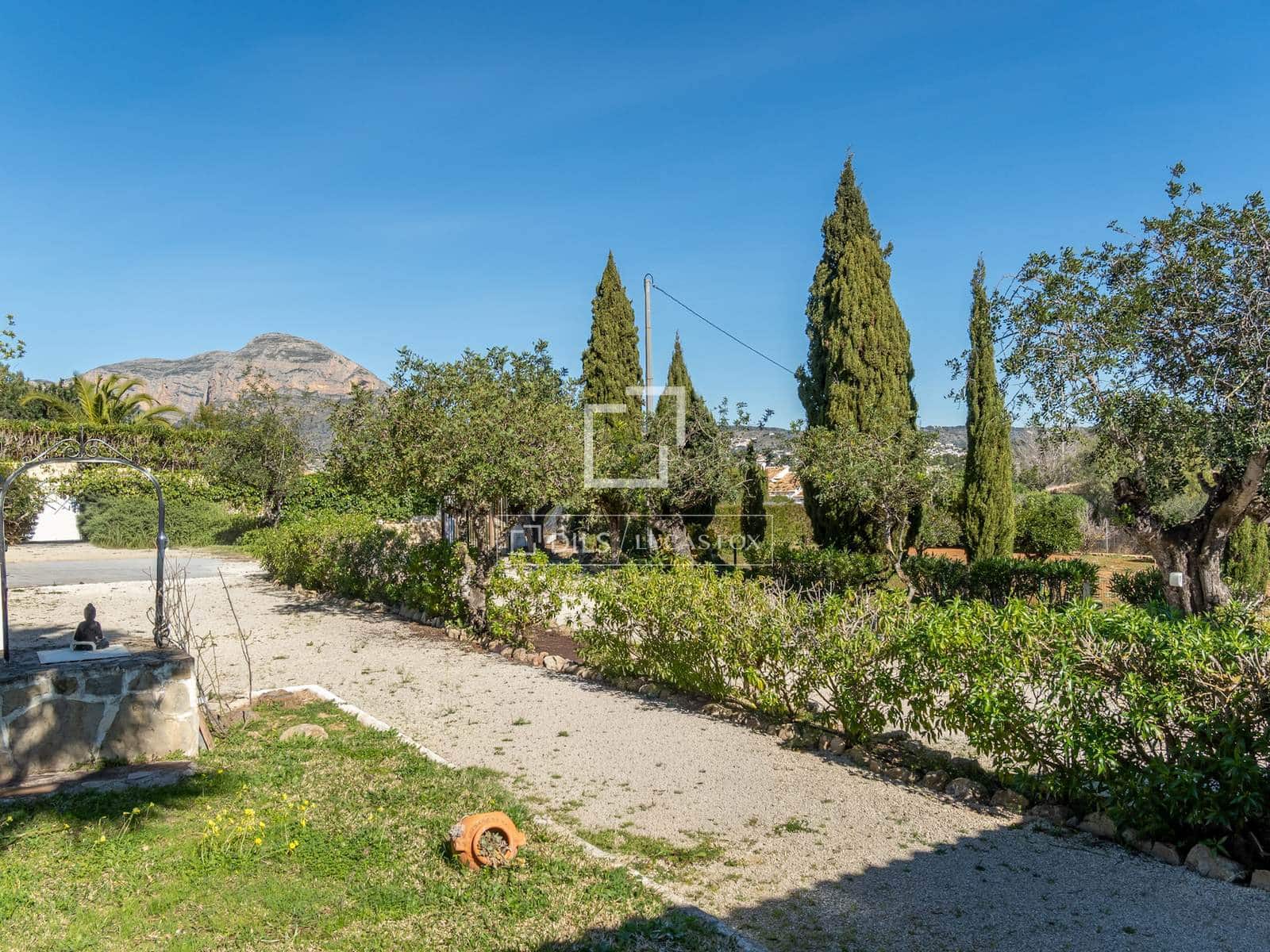 5 sypialnia Willa na sprzedaż w Javea / Xabia z basenem garażem - 1 595 000 € (Ref: 9610329)