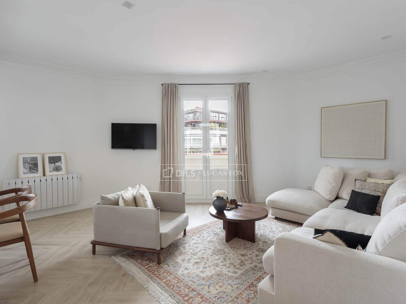 2 sovrum Lägenhet att hyra i Madrid stad - 3 800 € (Ref: 9611867)