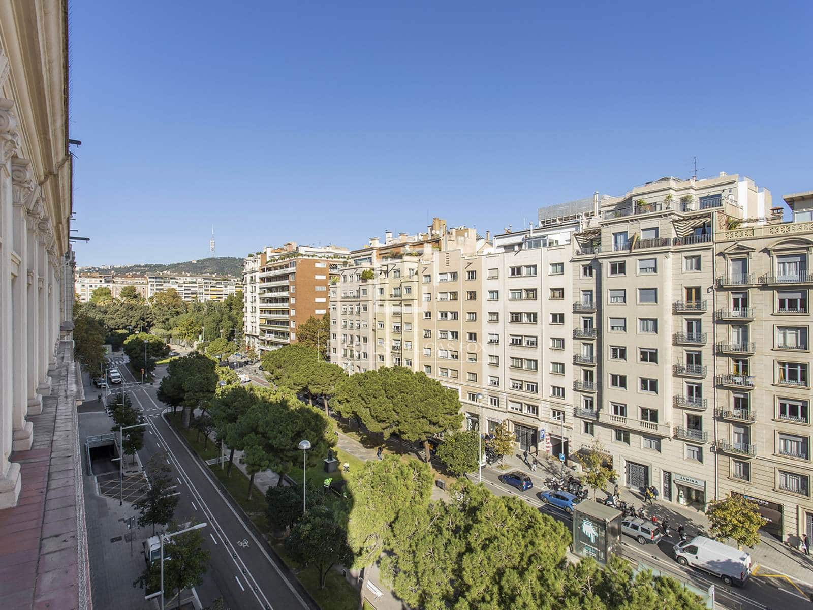 4 slaapkamer Appartement te huur in Barcelona stad - € 6.740 (Ref: 9611970)