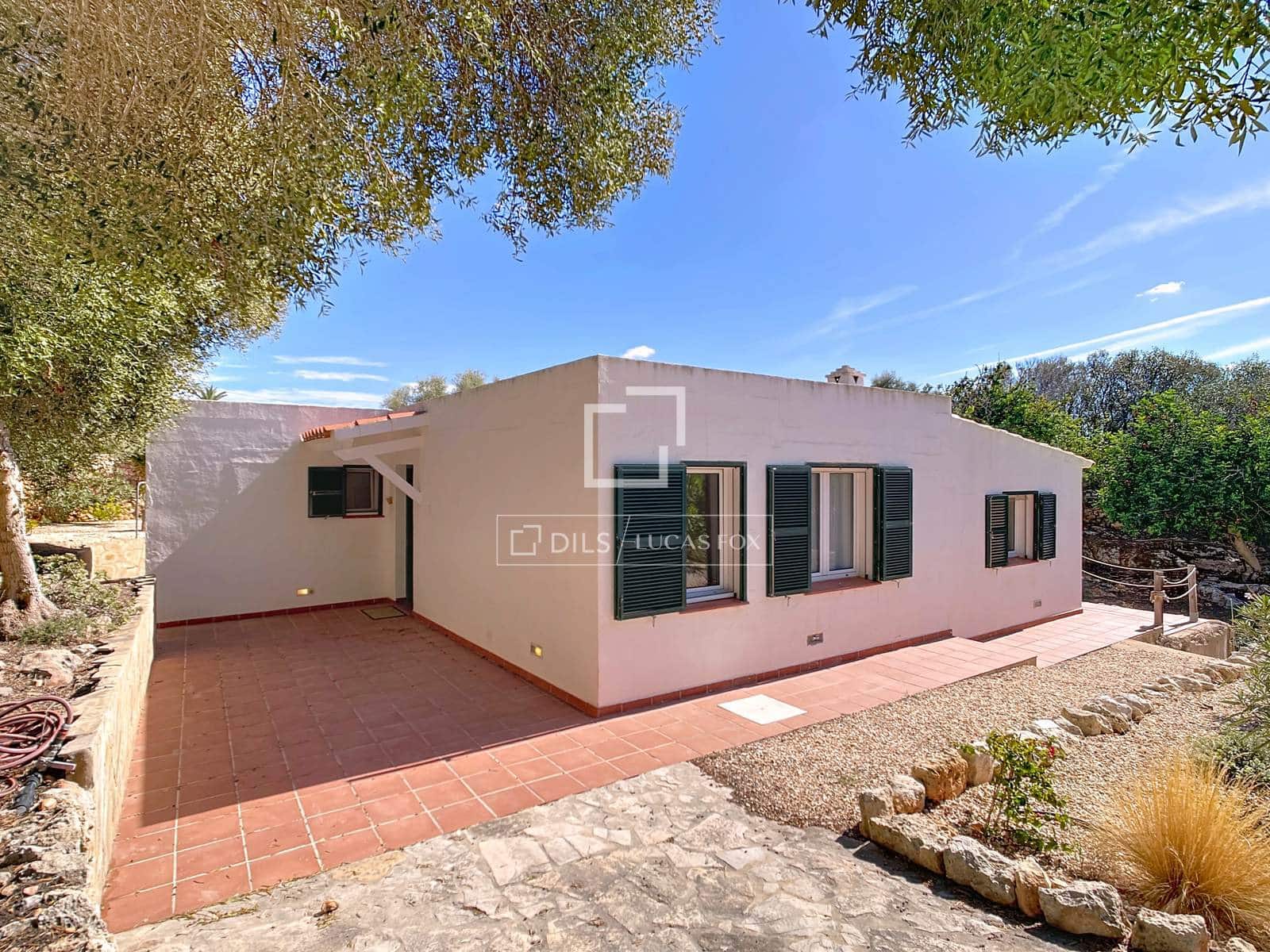 2 bedroom Finca/Country House for sale in Ciutadella de Menorca with pool garage - € 795,000 (Ref: 9611971)