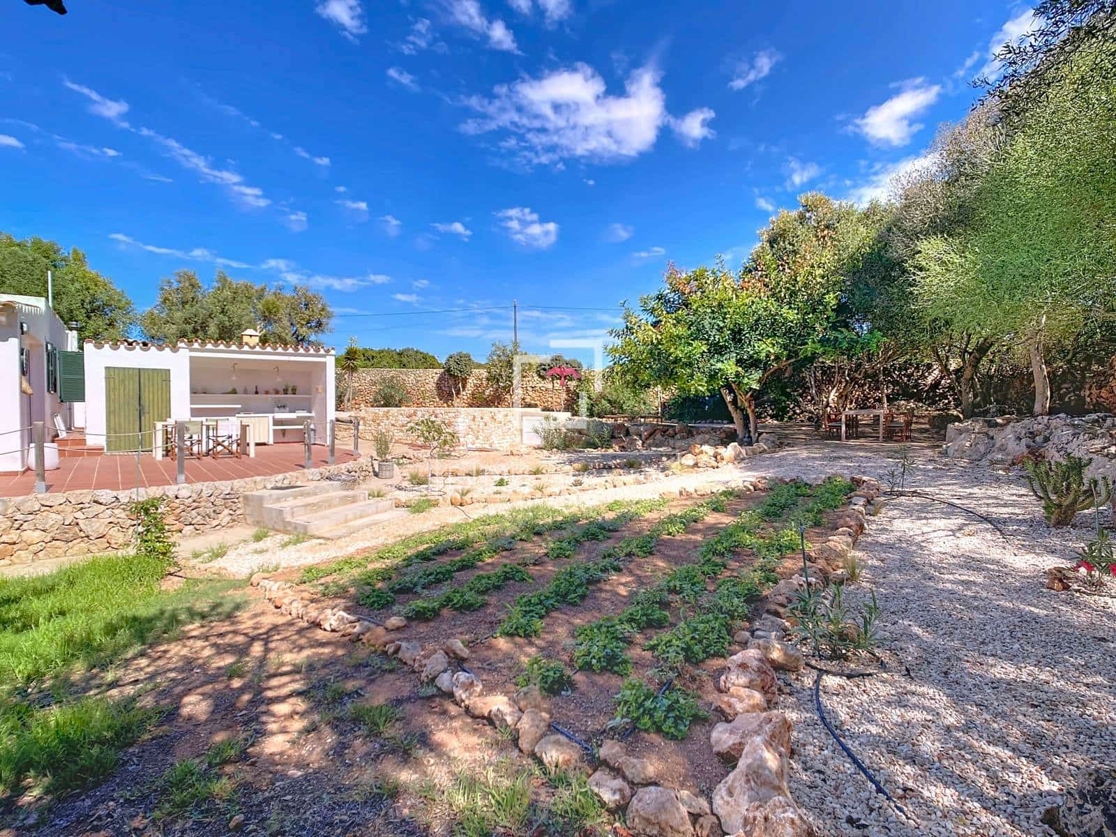 2 bedroom Finca/Country House for sale in Ciutadella de Menorca with pool garage - € 795,000 (Ref: 9611971)