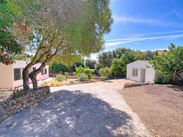 2 bedroom Finca/Country House for sale in Ciutadella de Menorca with pool garage - € 795,000 (Ref: 9611971)