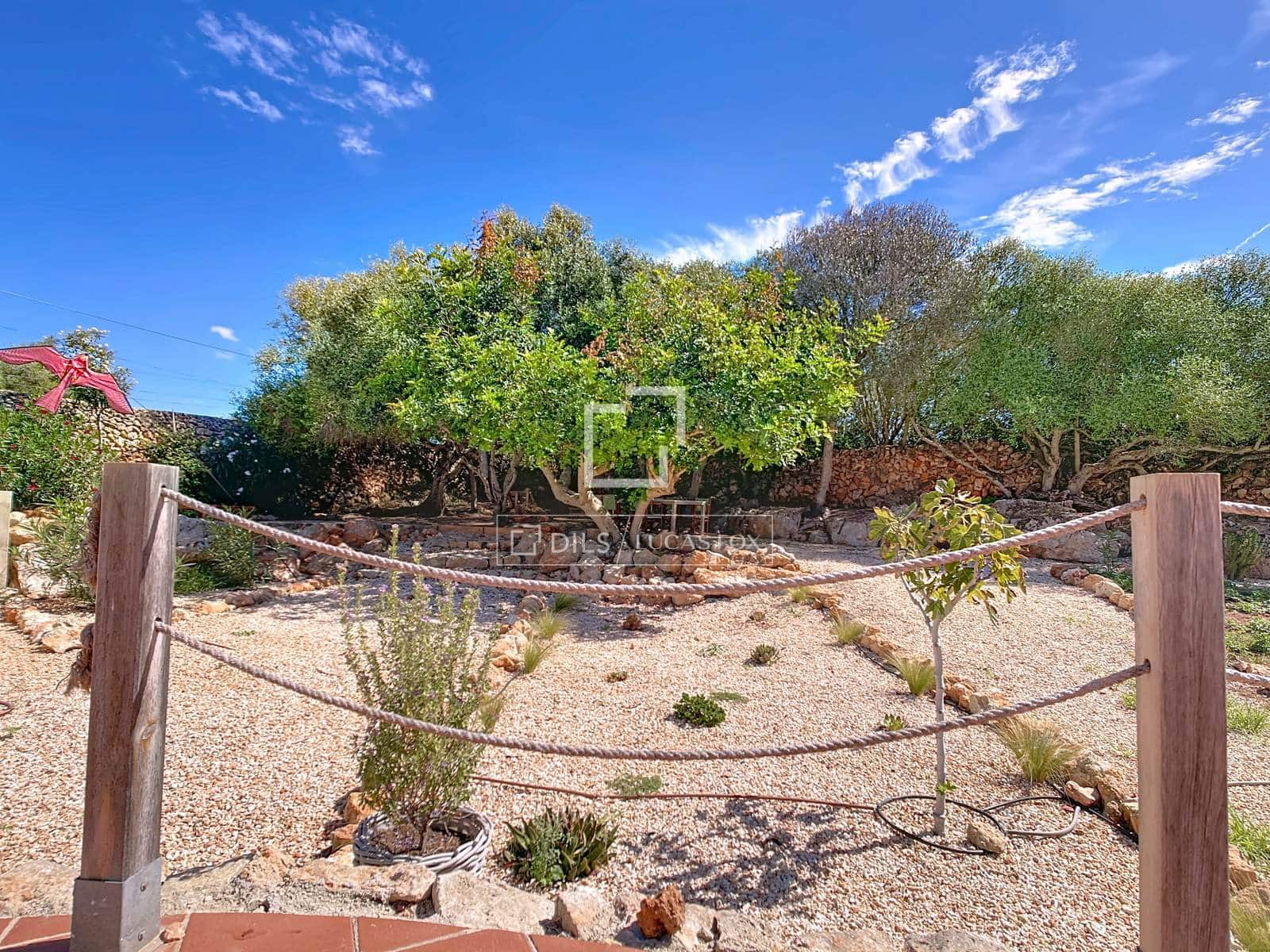 2 bedroom Finca/Country House for sale in Ciutadella de Menorca with pool garage - € 795,000 (Ref: 9611971)