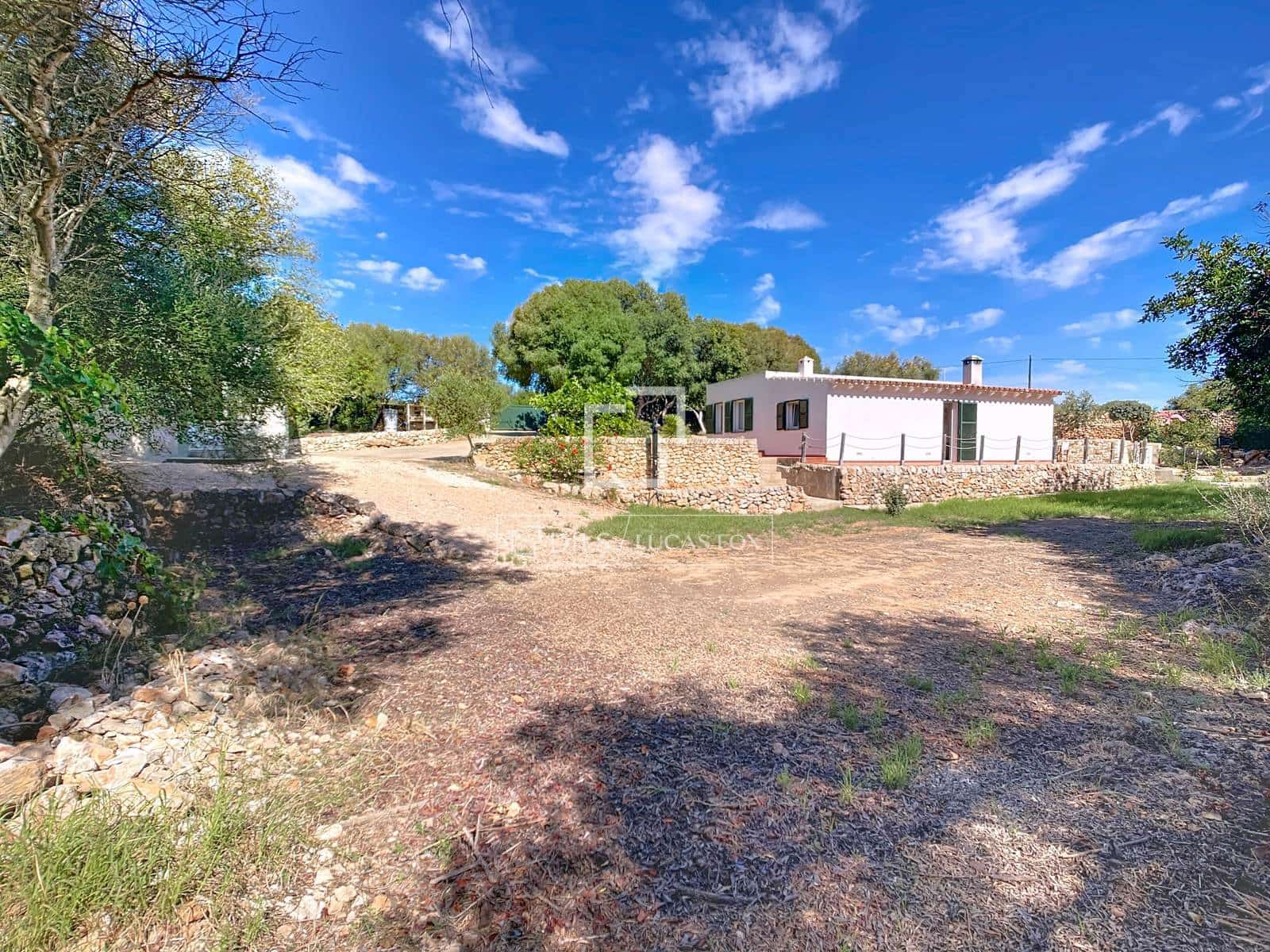 2 bedroom Finca/Country House for sale in Ciutadella de Menorca with pool garage - € 795,000 (Ref: 9611971)