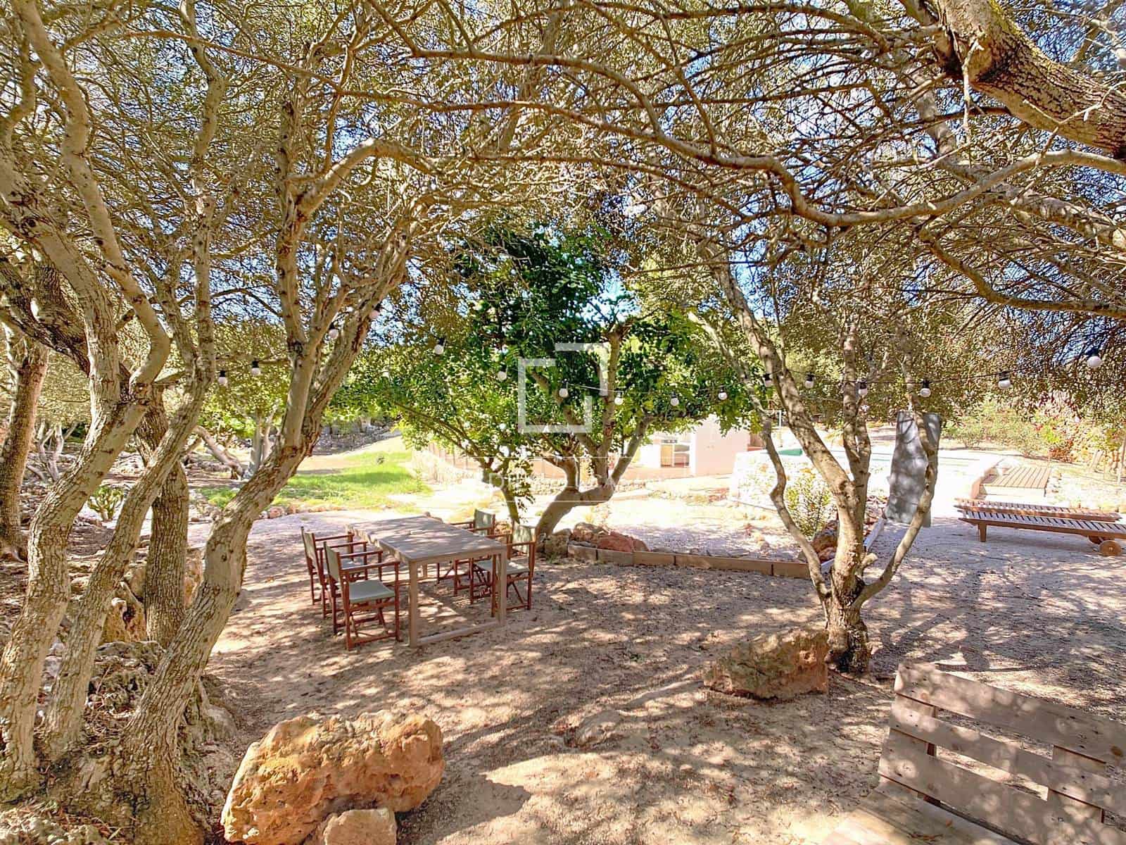 2 bedroom Finca/Country House for sale in Ciutadella de Menorca with pool garage - € 795,000 (Ref: 9611971)