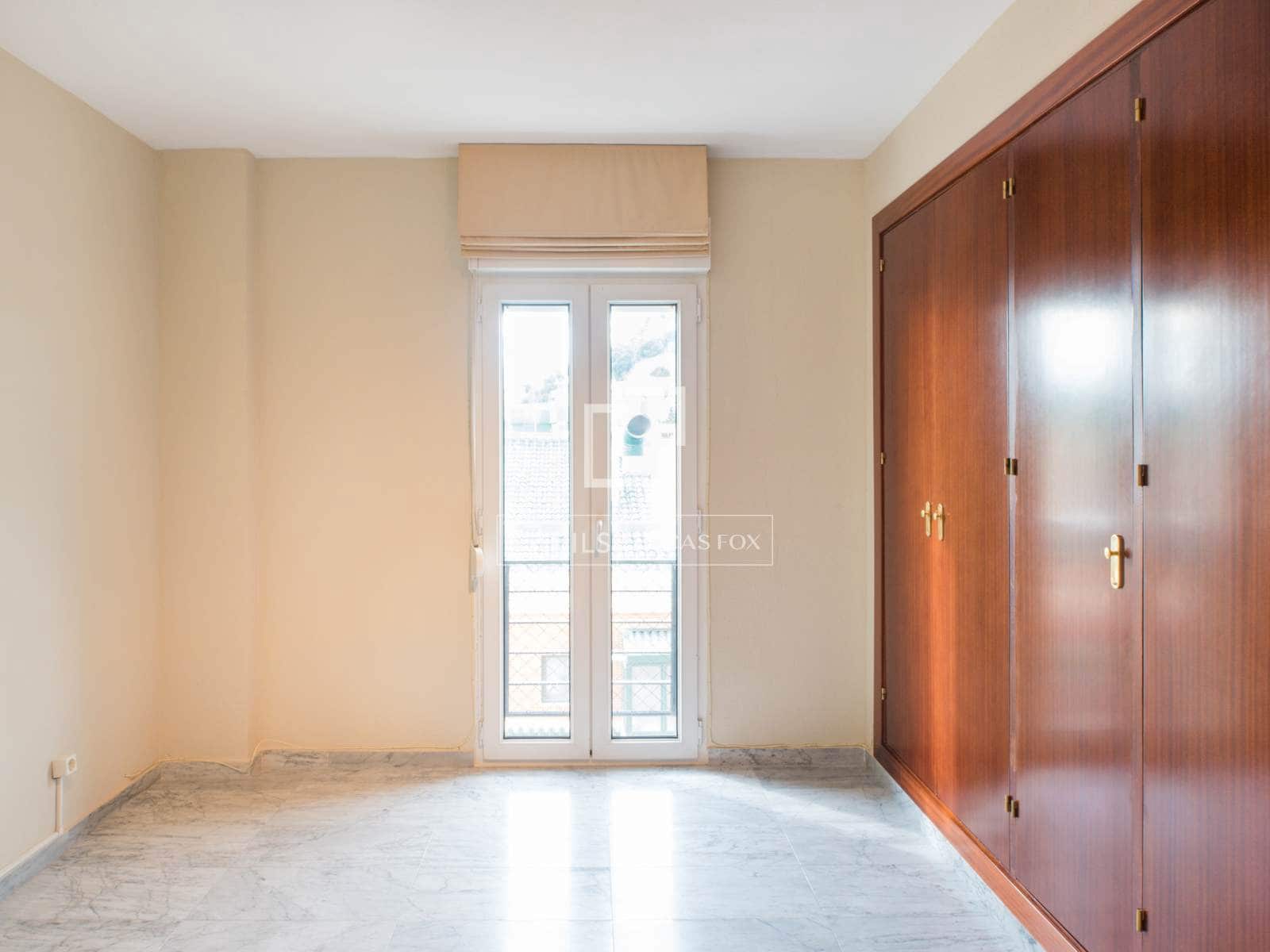5 sovrum Lägenhet att hyra i Malaga stad med garage - 2 800 € (Ref: 9614054)