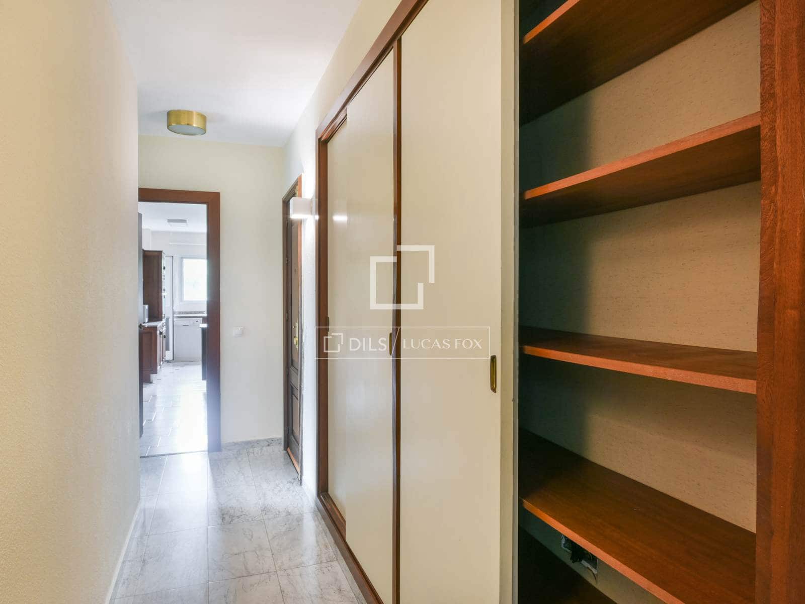 5 sovrum Lägenhet att hyra i Malaga stad med garage - 2 800 € (Ref: 9614054)