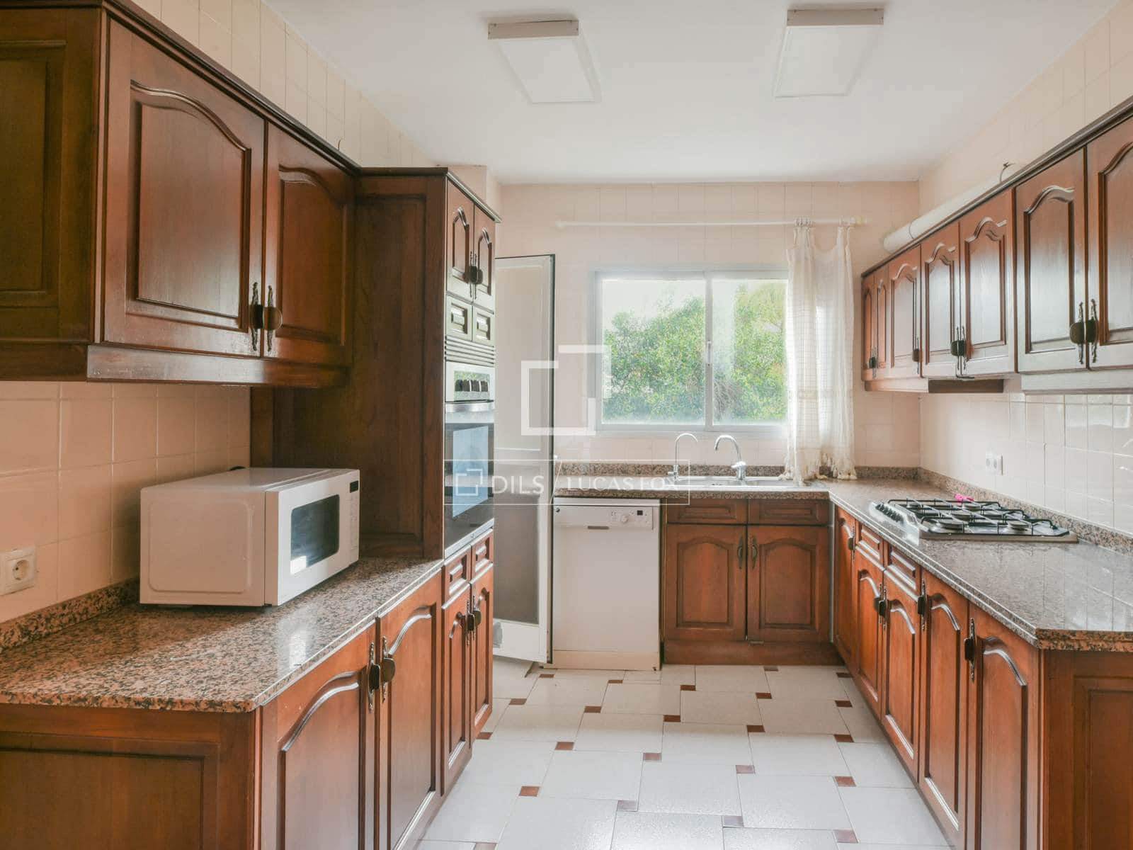 5 sovrum Lägenhet att hyra i Malaga stad med garage - 2 800 € (Ref: 9614054)