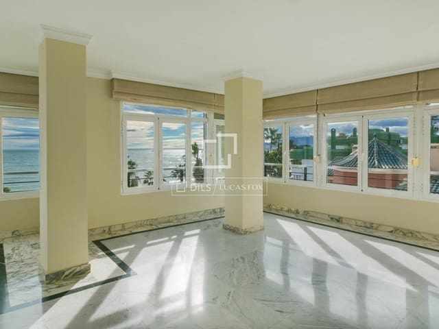 5 sovrum Lägenhet att hyra i La Caleta, Málaga stad med garage - 2 800 € (Ref: 9614054)