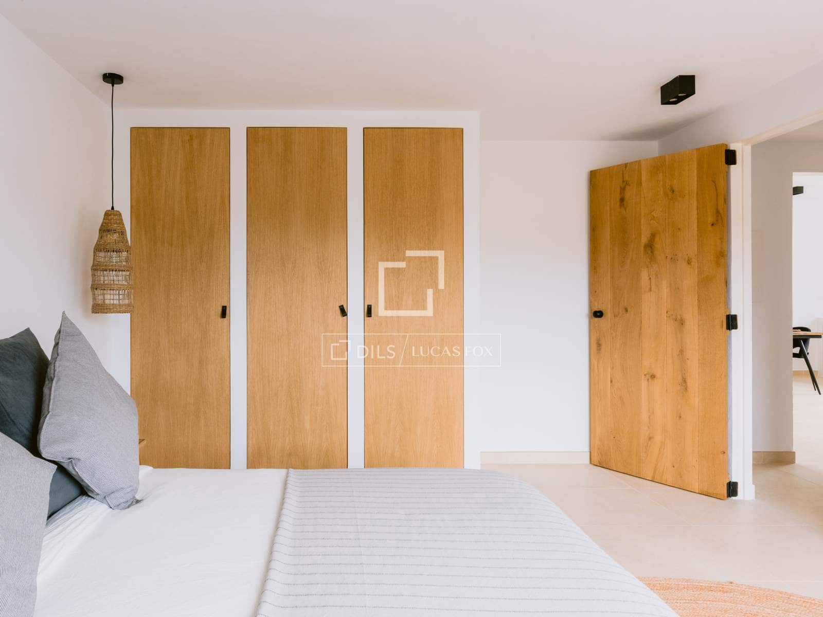 7 bedroom Villa for sale in Sant Jordi de Ses Salines with pool garage - € 3,950,000 (Ref: 9614055)