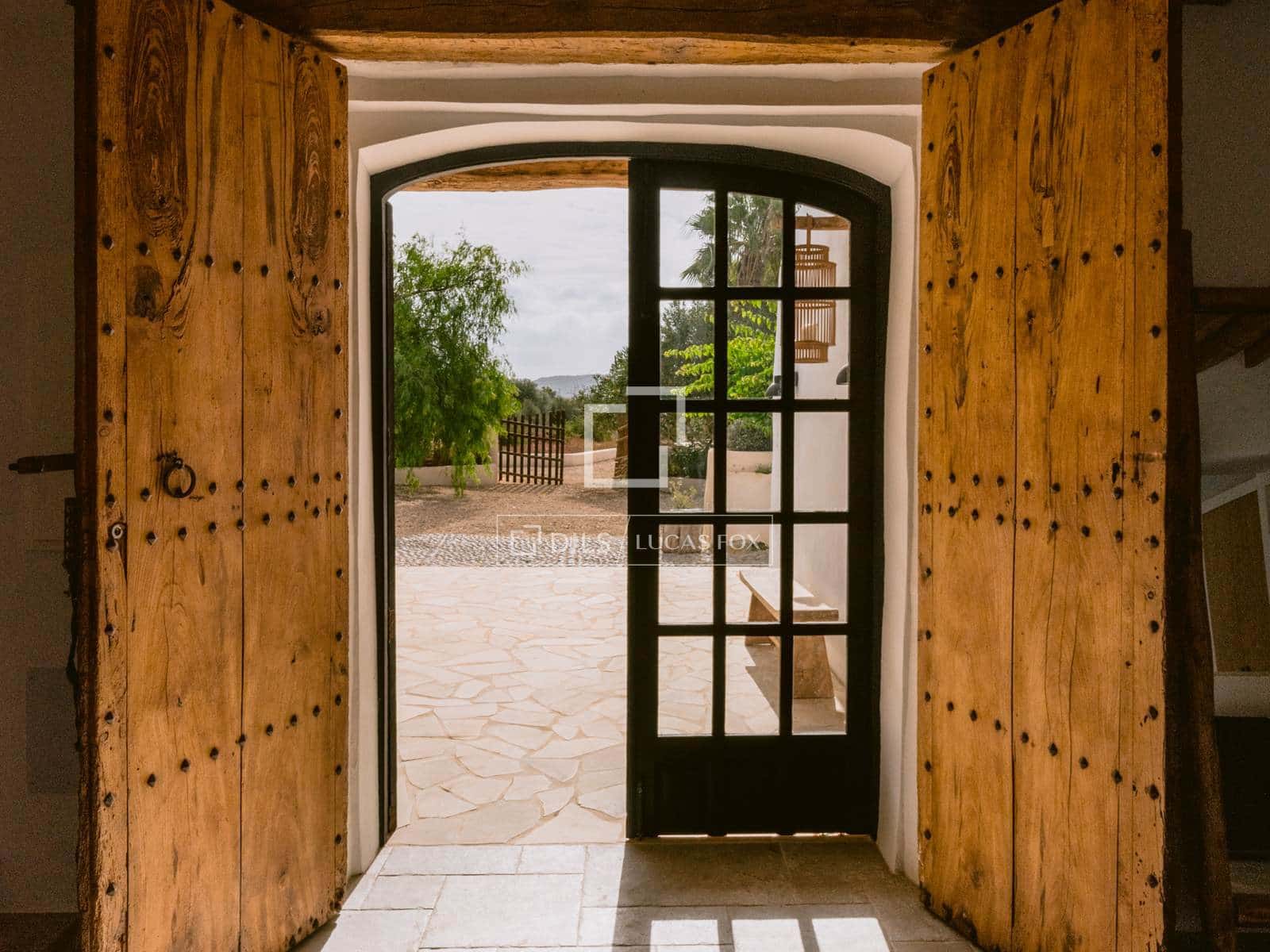 7 bedroom Villa for sale in Sant Jordi de Ses Salines with pool garage - € 3,950,000 (Ref: 9614055)