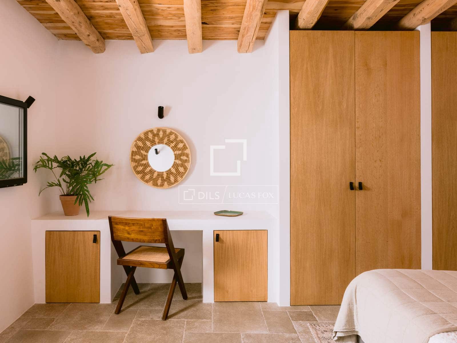 7 bedroom Villa for sale in Sant Jordi de Ses Salines with pool garage - € 3,950,000 (Ref: 9614055)