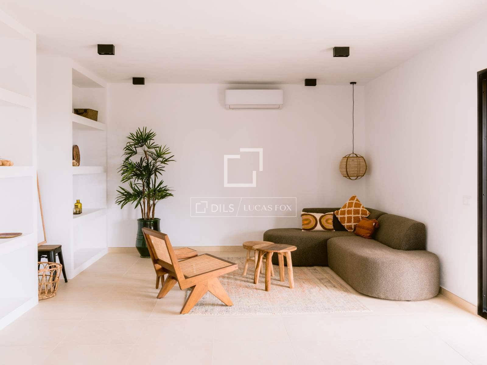 7 bedroom Villa for sale in Sant Jordi de Ses Salines with pool garage - € 3,950,000 (Ref: 9614055)