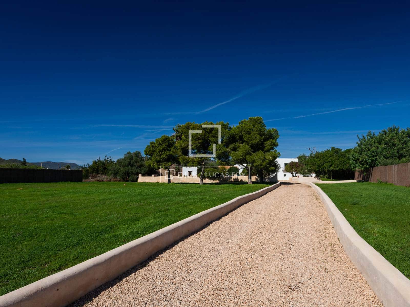 7 bedroom Villa for sale in Sant Jordi de Ses Salines with pool garage - € 3,950,000 (Ref: 9614055)