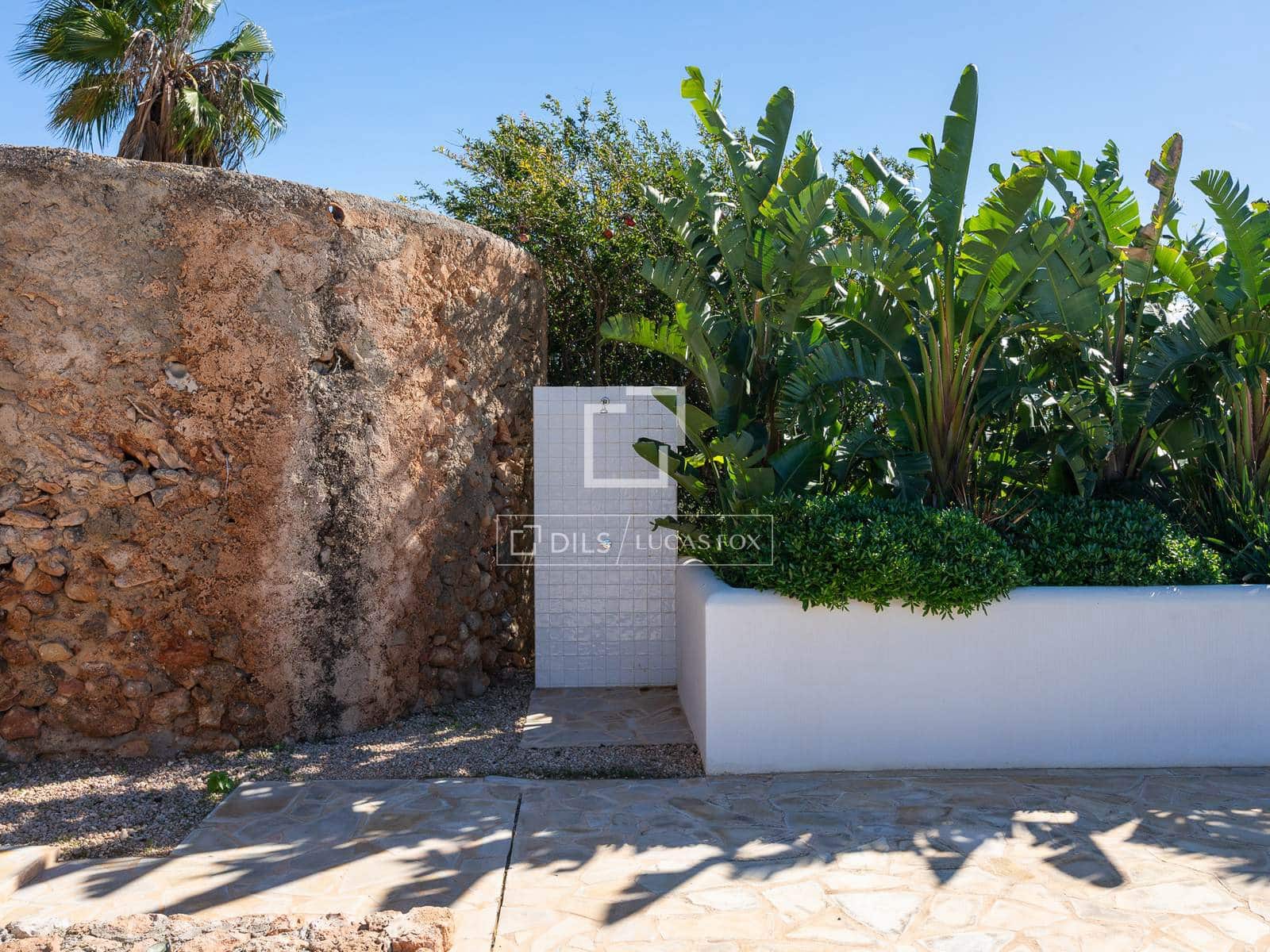 7 bedroom Villa for sale in Sant Jordi de Ses Salines with pool garage - € 3,950,000 (Ref: 9614055)