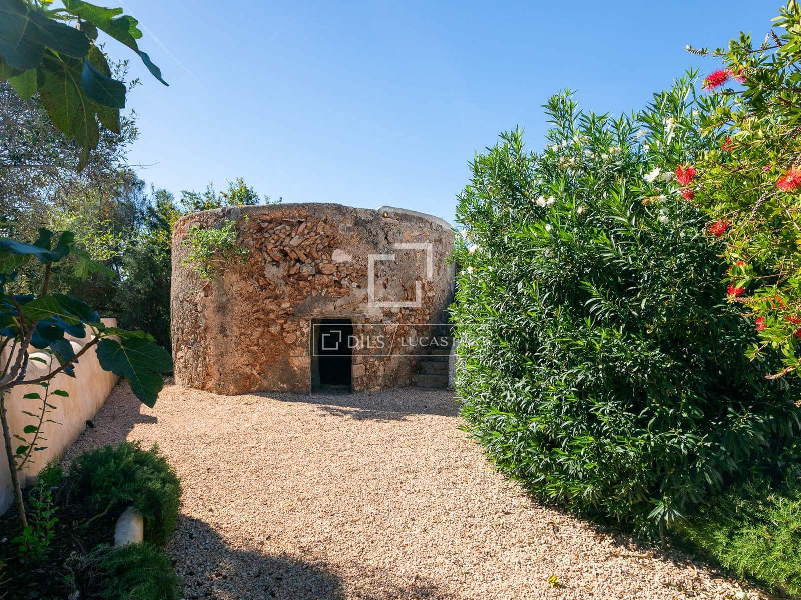 7 bedroom Villa for sale in Sant Jordi de Ses Salines with pool garage - € 3,950,000 (Ref: 9614055)