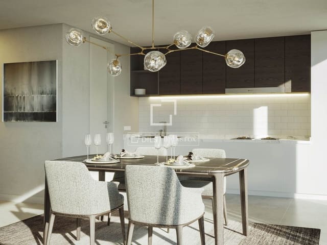 2 makuuhuone Huvila myytävänä paikassa Torreblanca, Fuengirola mukana 
autotalli - 885 000 € (Ref: 9614174)