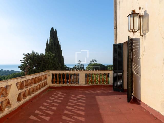 16 bedroom Villa for sale in Sant Vicenç de Montalt with pool garage - € 2,500,000 (Ref: 9614175)