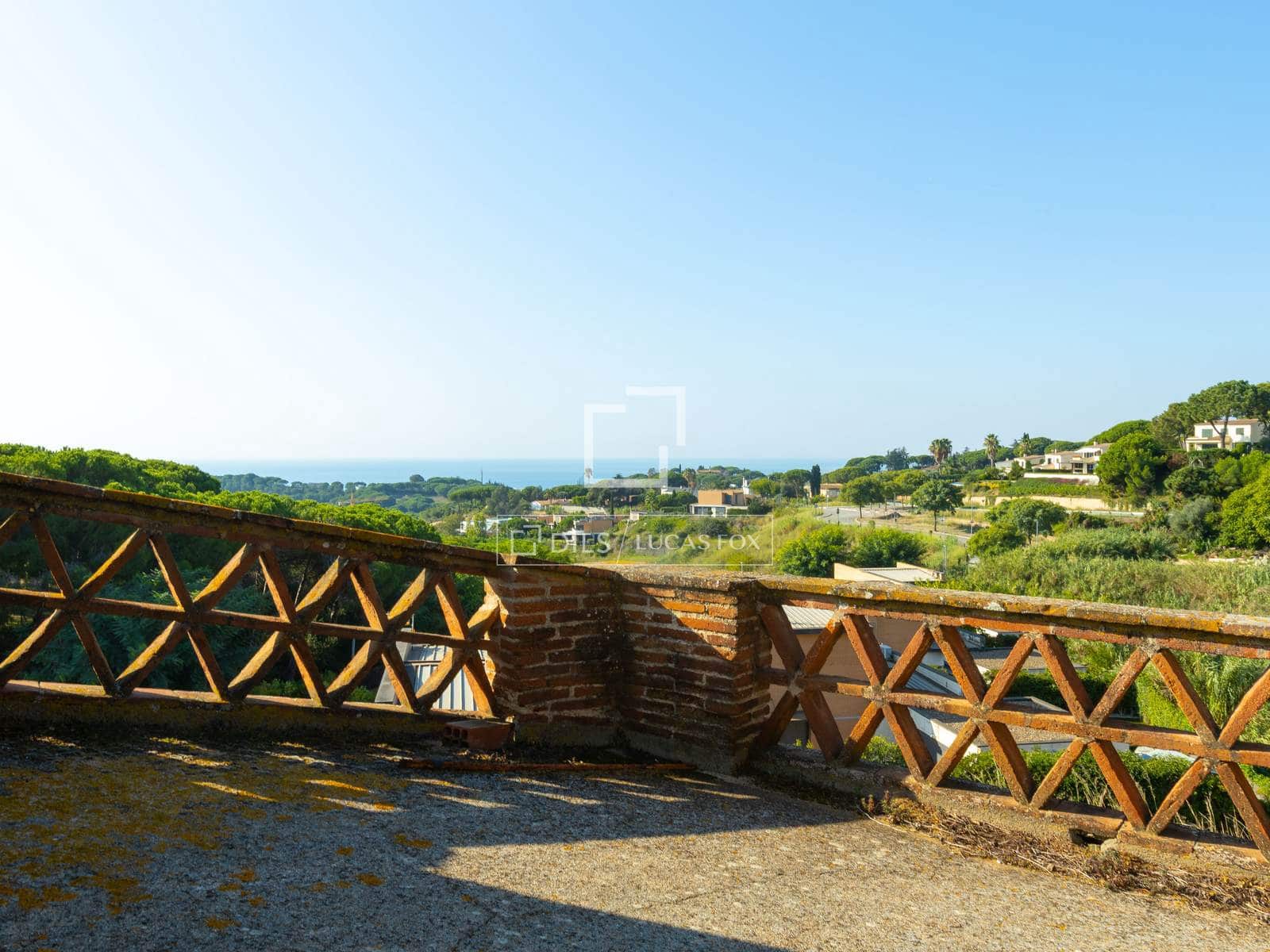 16 bedroom Villa for sale in Sant Vicenc de Montalt with pool garage - € 2,500,000 (Ref: 9614175)