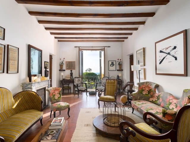 16 bedroom Villa for sale in Sant Vicenç de Montalt with pool garage - € 2,500,000 (Ref: 9614175)