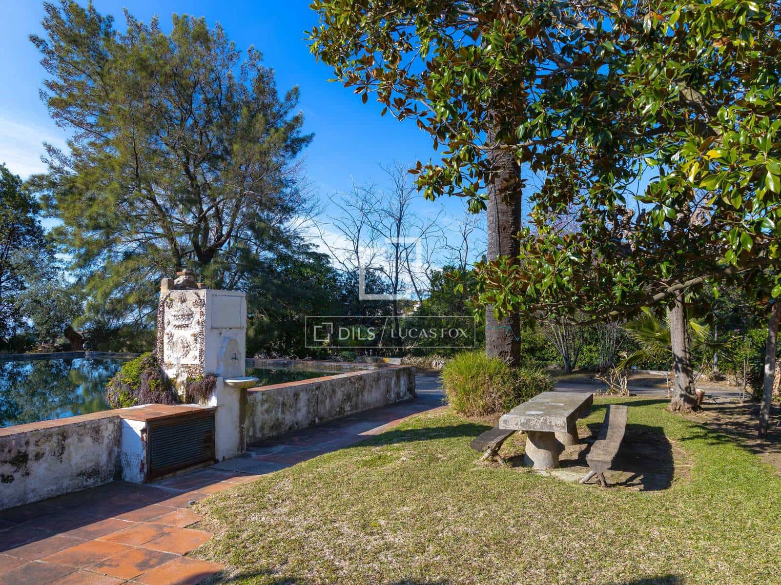 16 bedroom Villa for sale in Sant Vicenc de Montalt with pool garage - € 2,500,000 (Ref: 9614175)