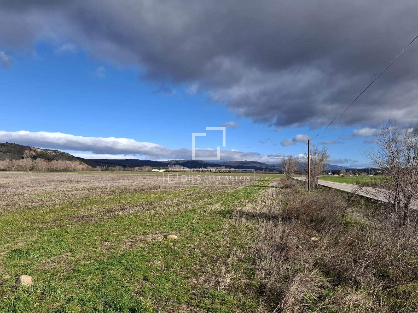 Działka budowlana na sprzedaż w Talamanca de Jarama - 205 000 € (Ref: 9614315)