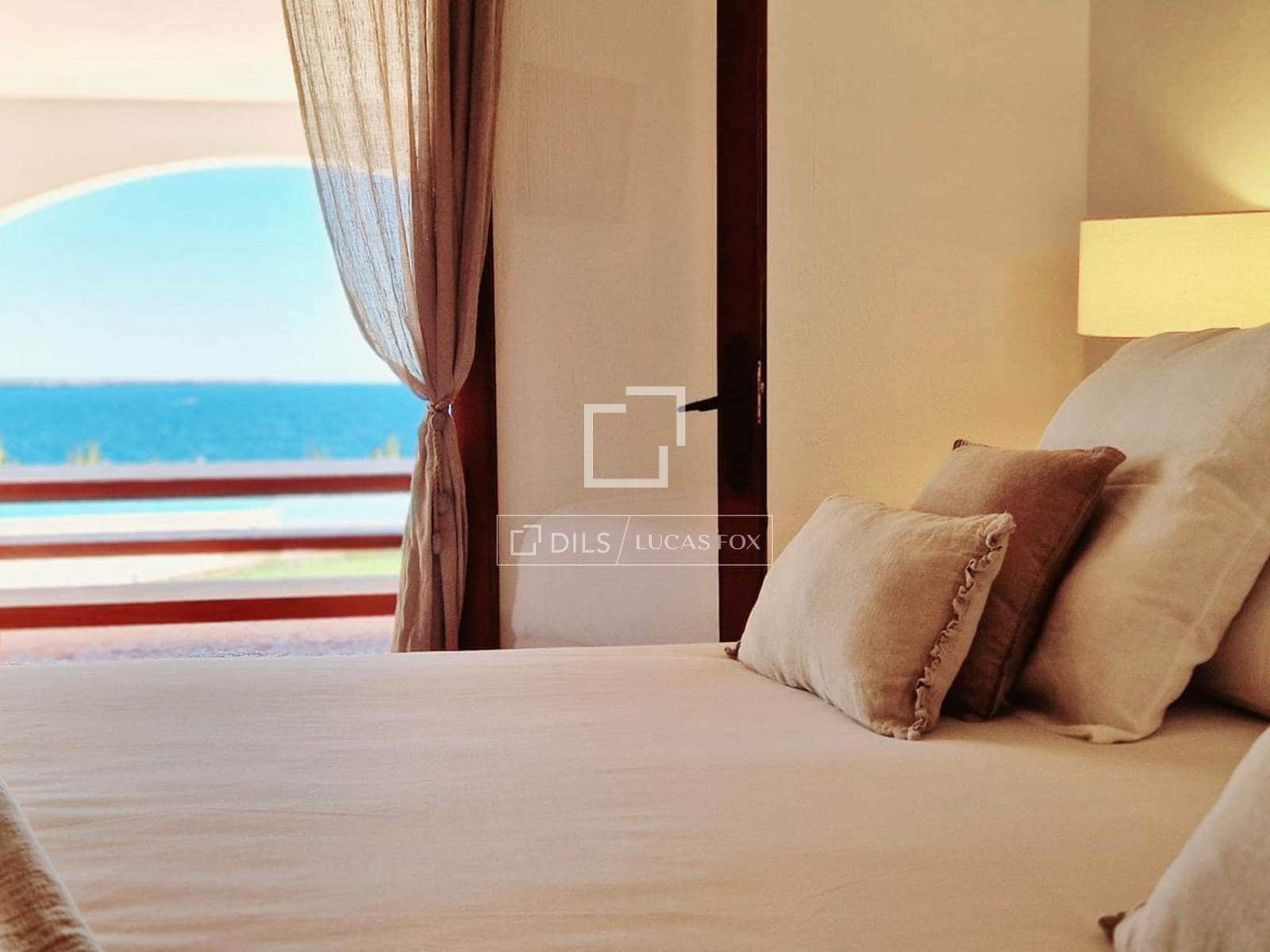 7 soveværelse Villa til leje i Ciutadella de Menorca med swimmingpool garage - € 32.000 (Ref: 9614316)