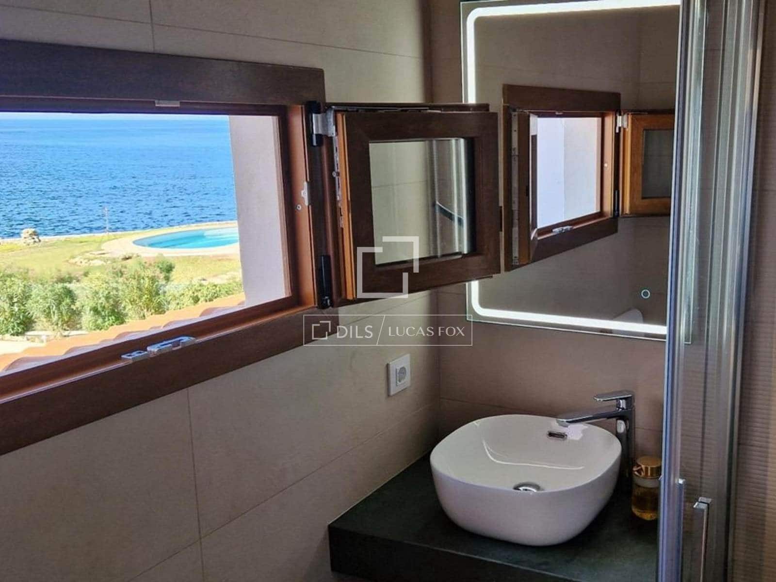 7 soveværelse Villa til leje i Ciutadella de Menorca med swimmingpool garage - € 32.000 (Ref: 9614316)