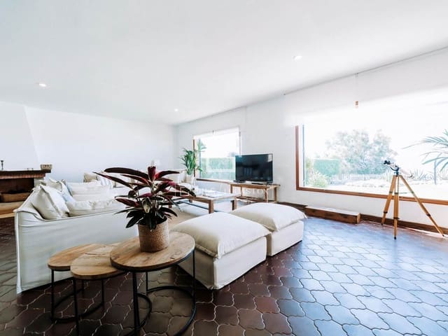 7 soveværelse Villa til leje i Ciutadella de Menorca med swimmingpool garage - € 32.000 (Ref: 9614316)