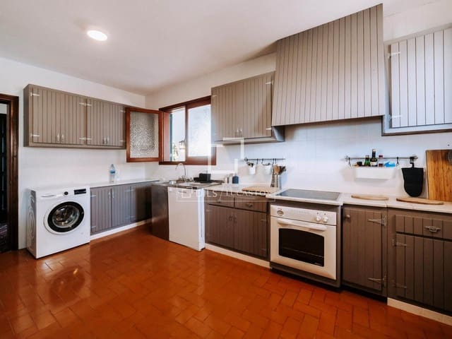 7 soveværelse Villa til leje i Ciutadella de Menorca med swimmingpool garage - € 32.000 (Ref: 9614316)