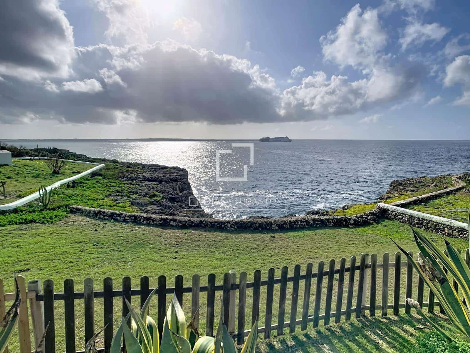 7 soveværelse Villa til leje i Ciutadella de Menorca med swimmingpool garage - € 32.000 (Ref: 9614316)