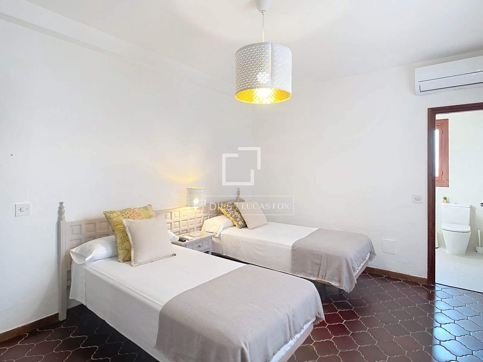 7 sypialnia Willa do wynajęcia w Ciutadella de Menorca z basenem garażem - 32 000 € (Ref: 9614316)