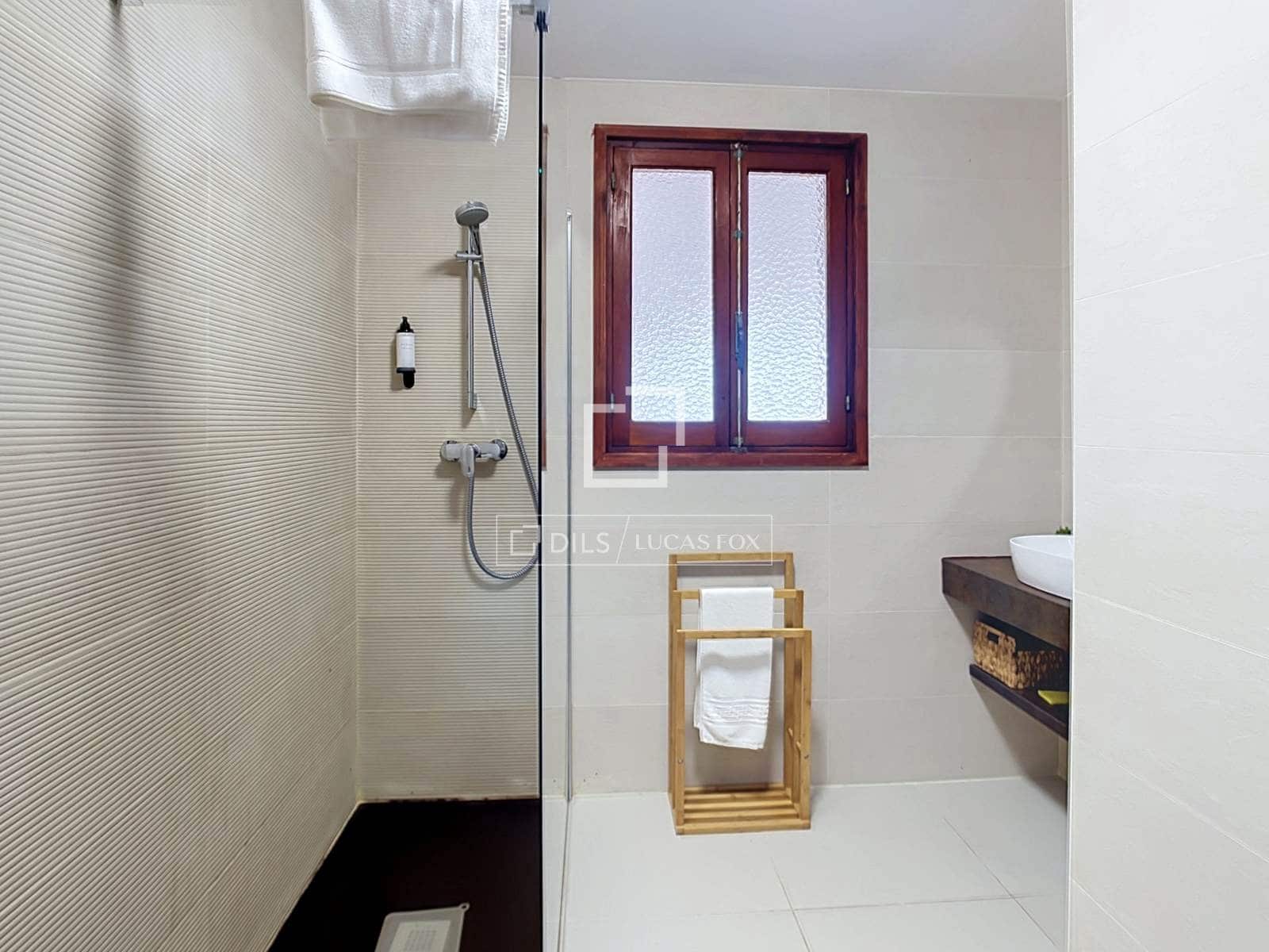 7 sypialnia Willa do wynajęcia w Ciutadella de Menorca z basenem garażem - 32 000 € (Ref: 9614316)