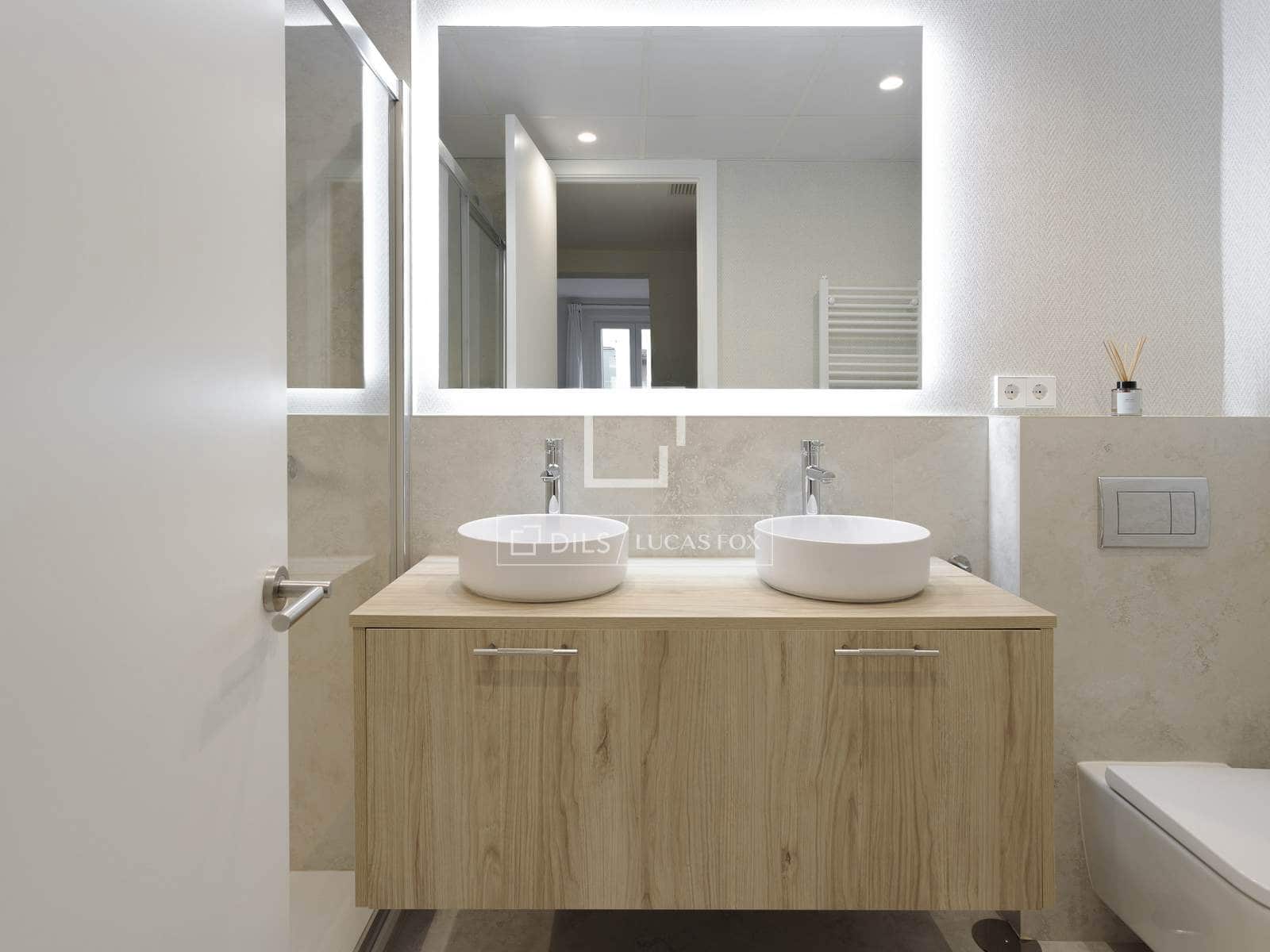 3 sovrum Lägenhet att hyra i Madrid stad - 4 000 € (Ref: 9614318)