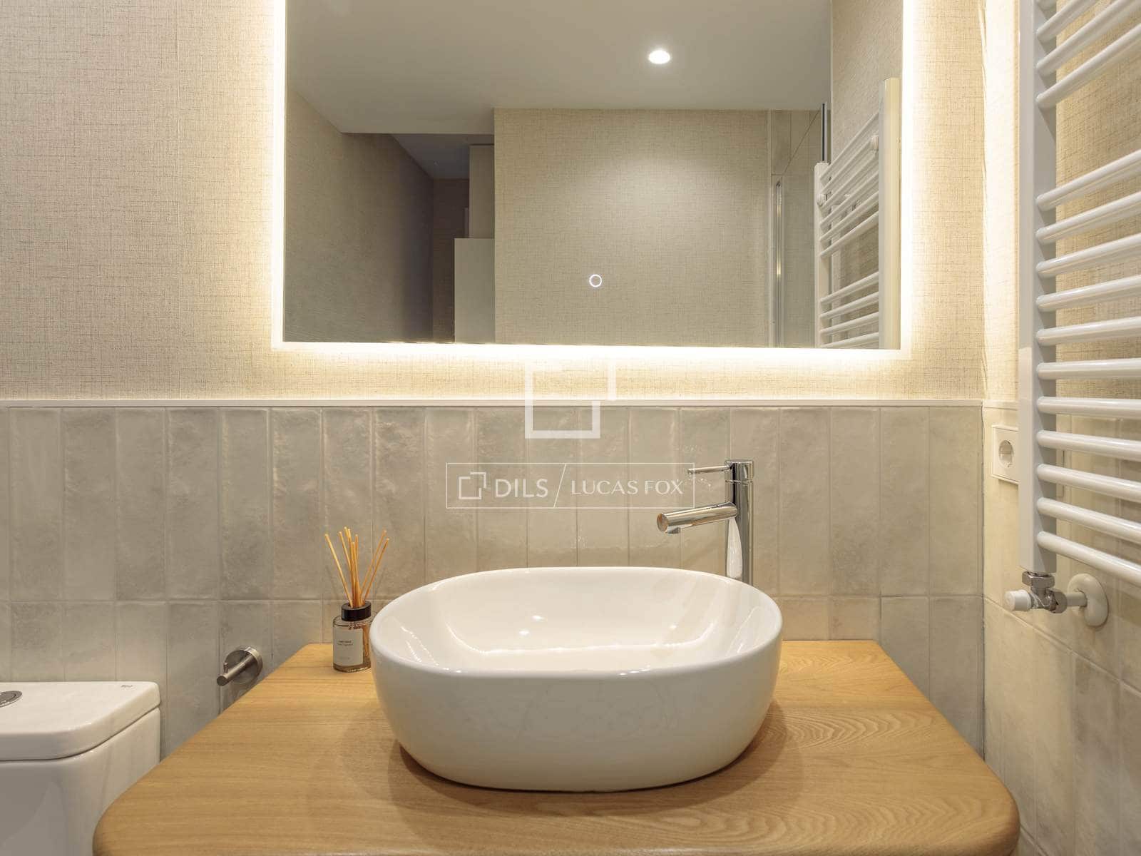 3 sovrum Lägenhet att hyra i Madrid stad - 4 000 € (Ref: 9614318)