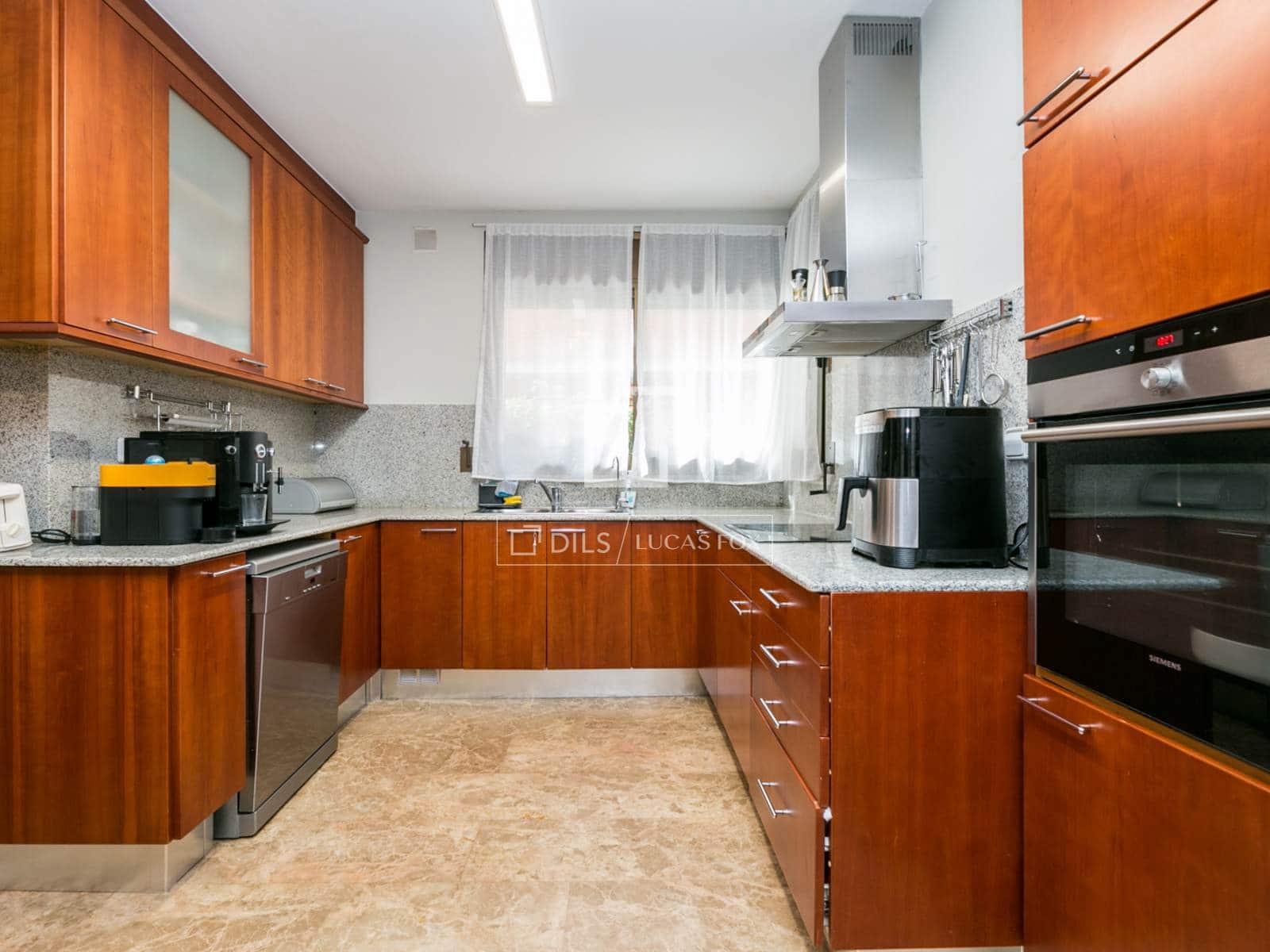 5 Zimmer Villa zu vermieten in Castelldefels mit Pool Garage - 5.800 € (Ref: 9614531)