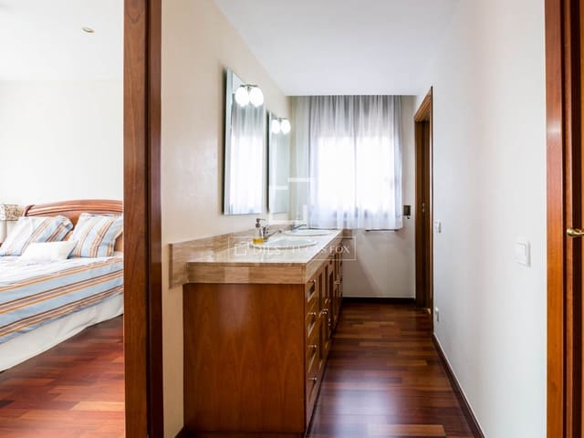 5 Zimmer Villa zu vermieten in Castelldefels mit Pool Garage - 5.800 € (Ref: 9614531)